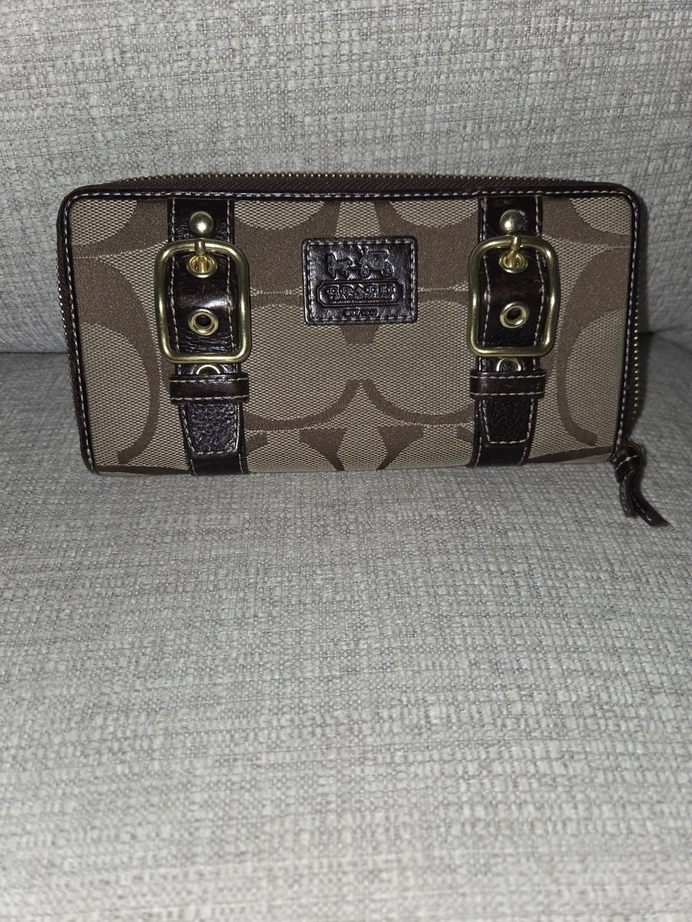 Coach Zoe Brown Signature Accordion Zip Wallet